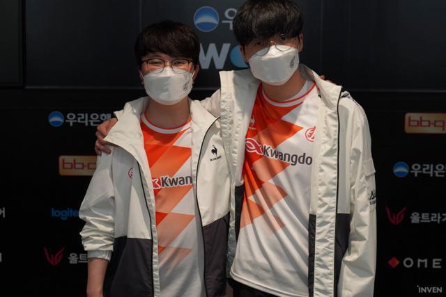 专业摄影师 专业摄影师